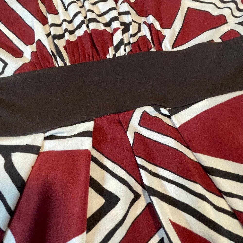 Banana Republic XS Stretch Geometric Print Dress Red Dark Brown Black Easy Care - Picture 6 of 7